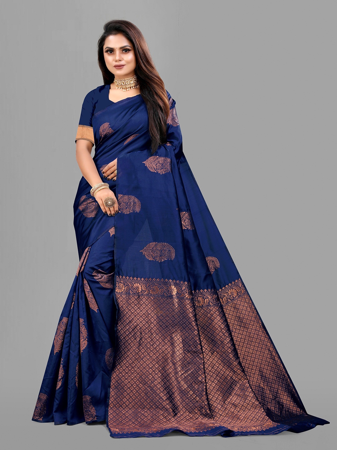 

eshami Ethnic Motifs Woven Design Zari Saree, Navy blue