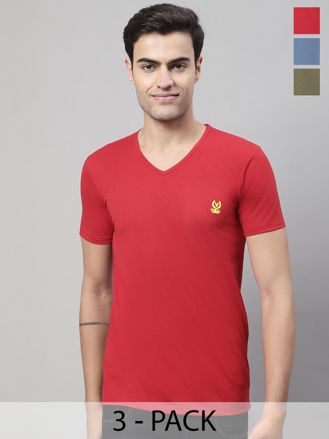 

VIMAL JONNEY Pack Of 3 V-Neck Cotton T-shirts, Red