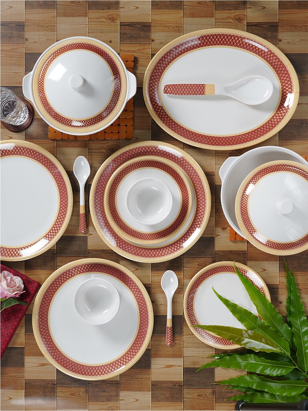 

CDI White & Red 40-Pieces Ethnic Motifs Printed Melamine Glossy Dinner Set