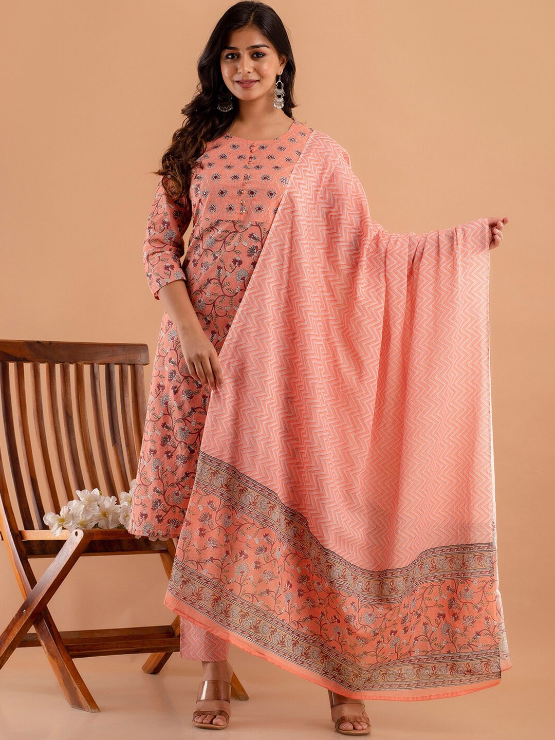 

FERANOID Floral Printed Mirror Work Pure Cotton Straight Kurta & Trousers With Dupatta, Peach