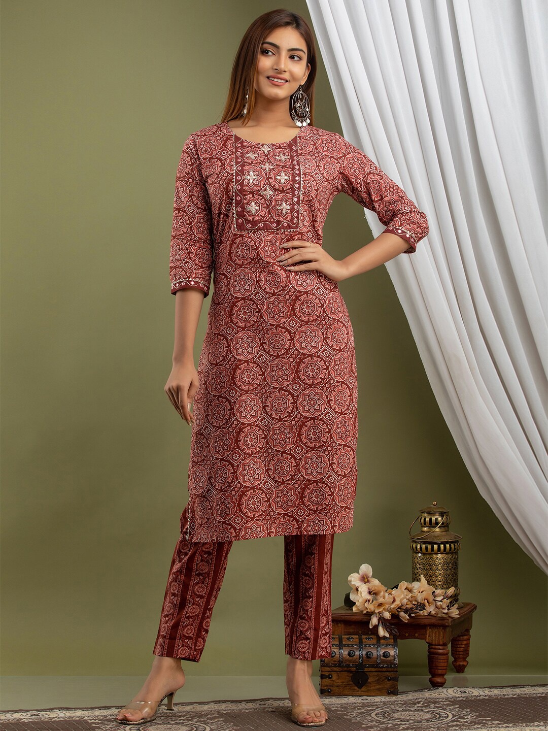 

FERANOID Ethnic Motifs Printed Gotta Patti Pure Cotton Kurta With Trousers, Rust