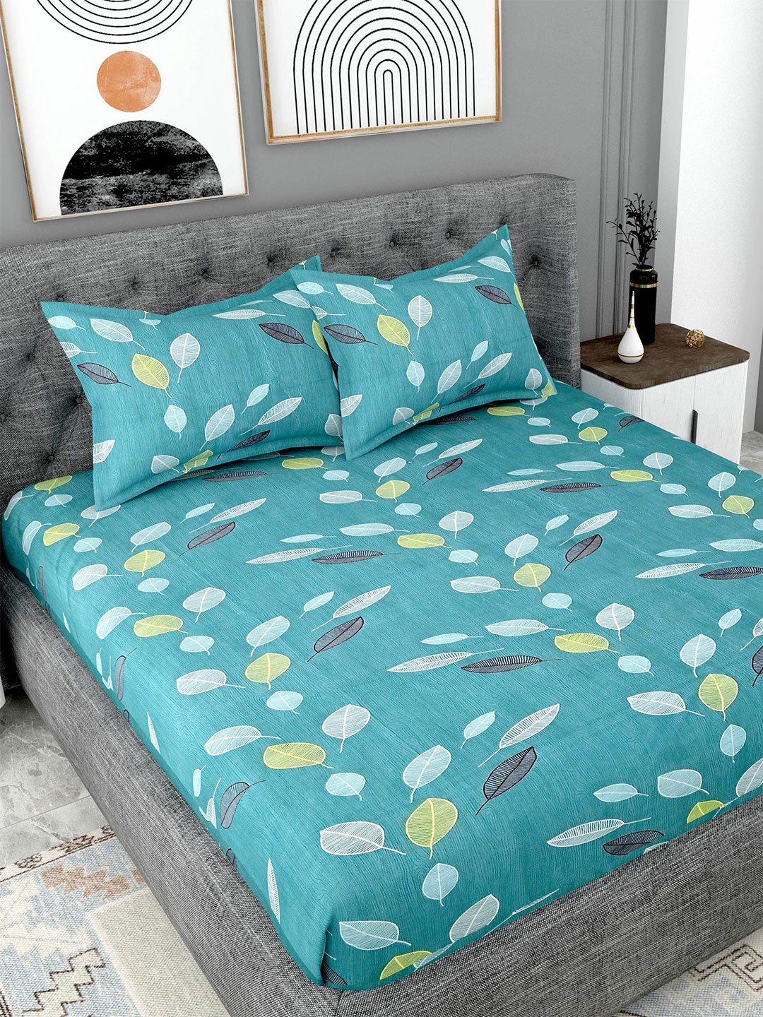 

Lali Prints Blue & White Floral Cotton 180 TC Super King Bedsheet With 2 Pillow Covers