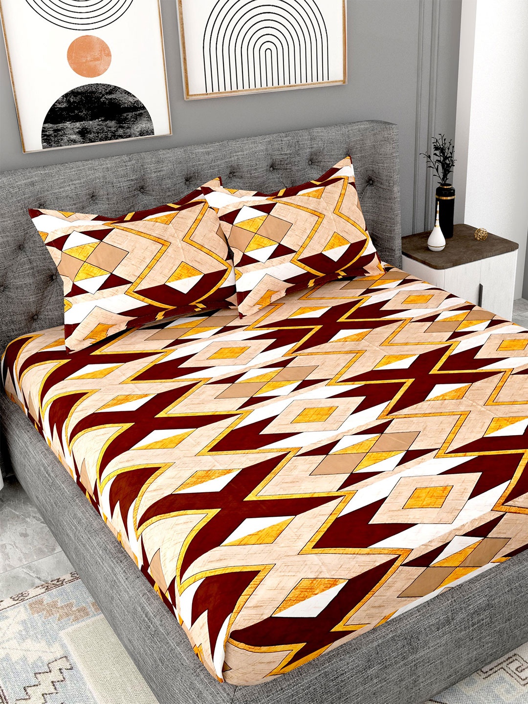 

Lali Prints Brown & Maroon Geometric Cotton 180 TC Super King Bedsheet & 2 Pillow Covers