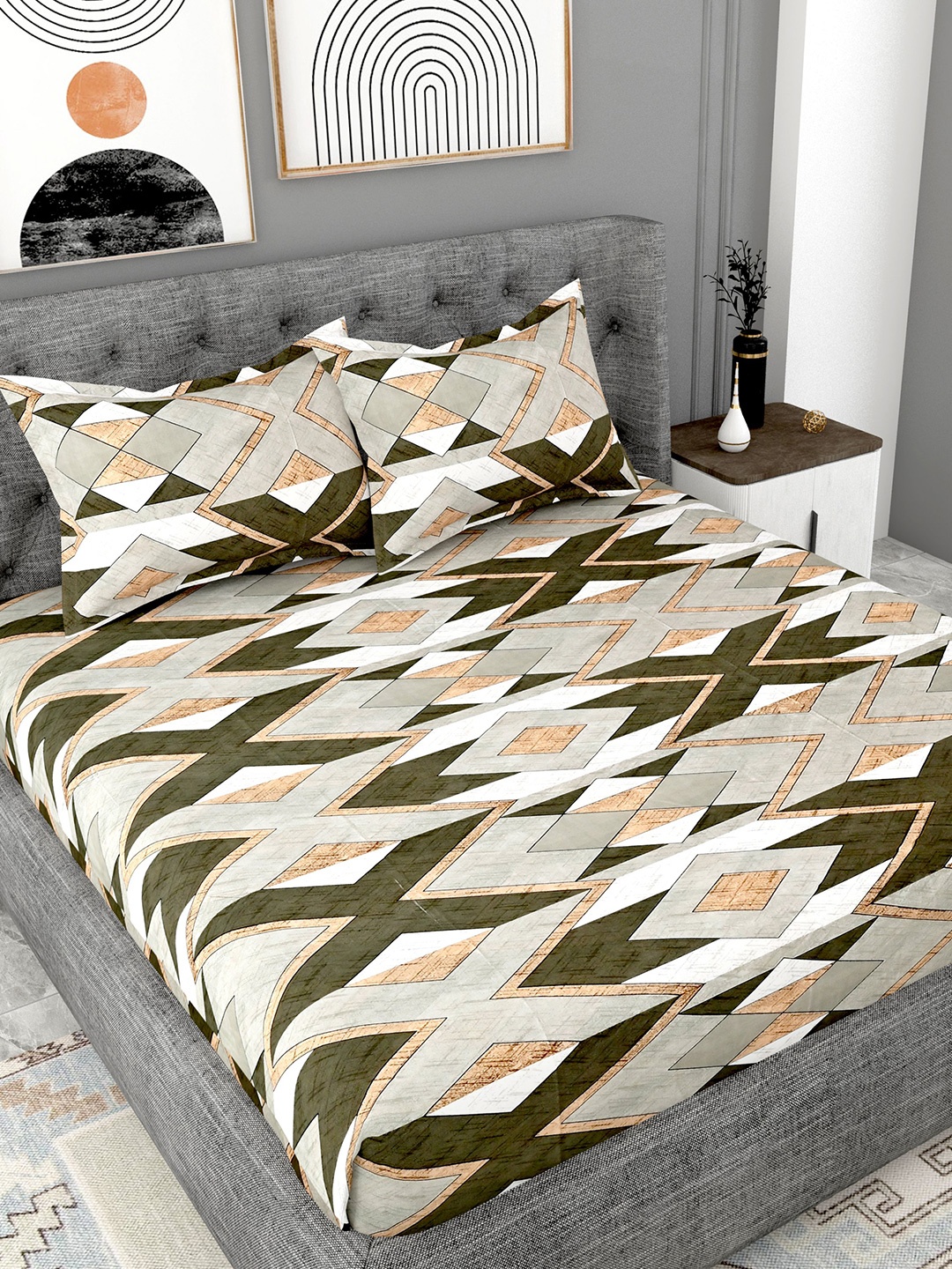 

Lali Prints Green & White Geometric Cotton 180 TC Super King Bedsheet With 2 Pillow Covers