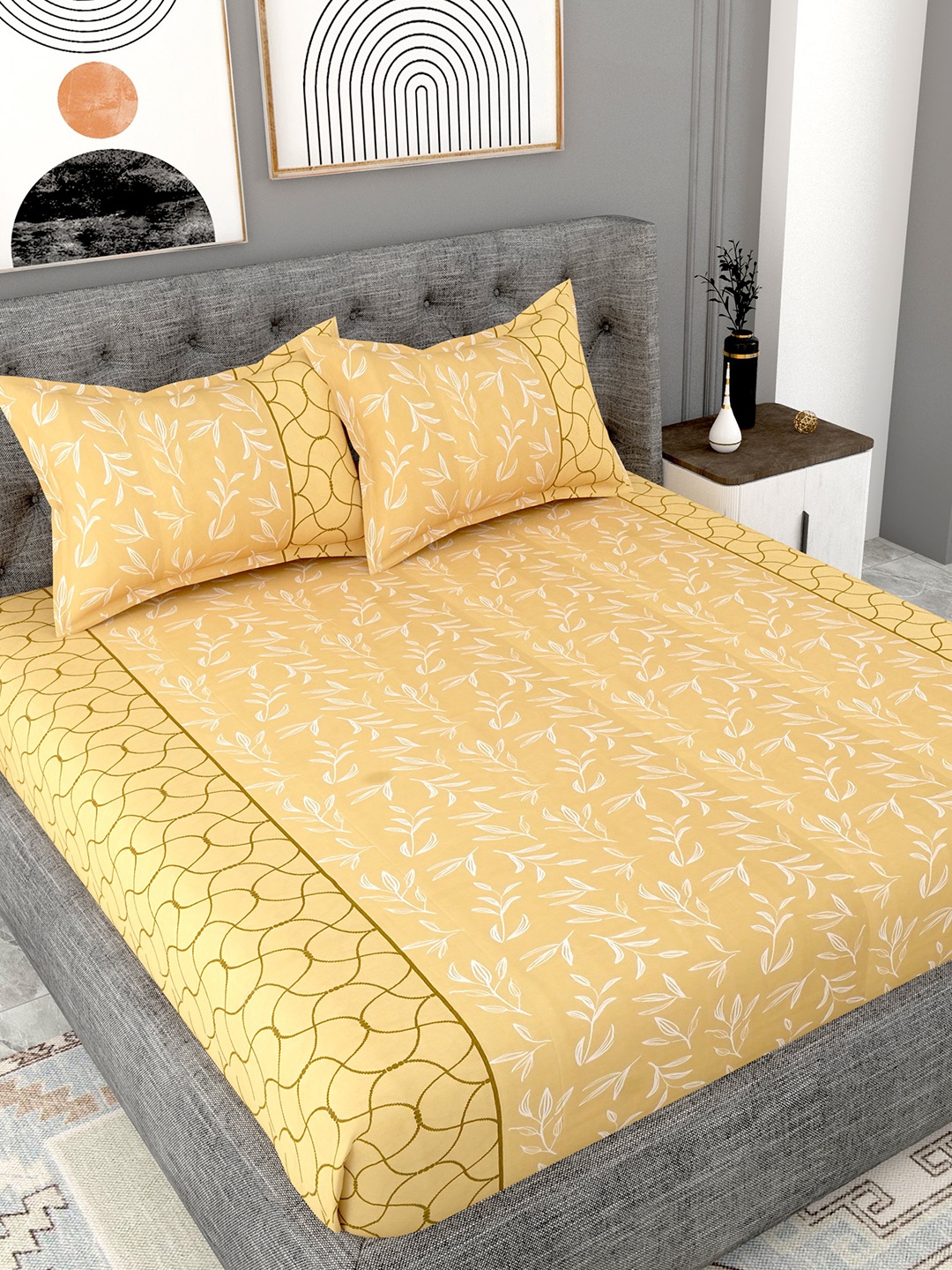 

Lali Prints Yellow & White Floral Cotton 180 TC King Bedsheet With 2 Pillow Covers