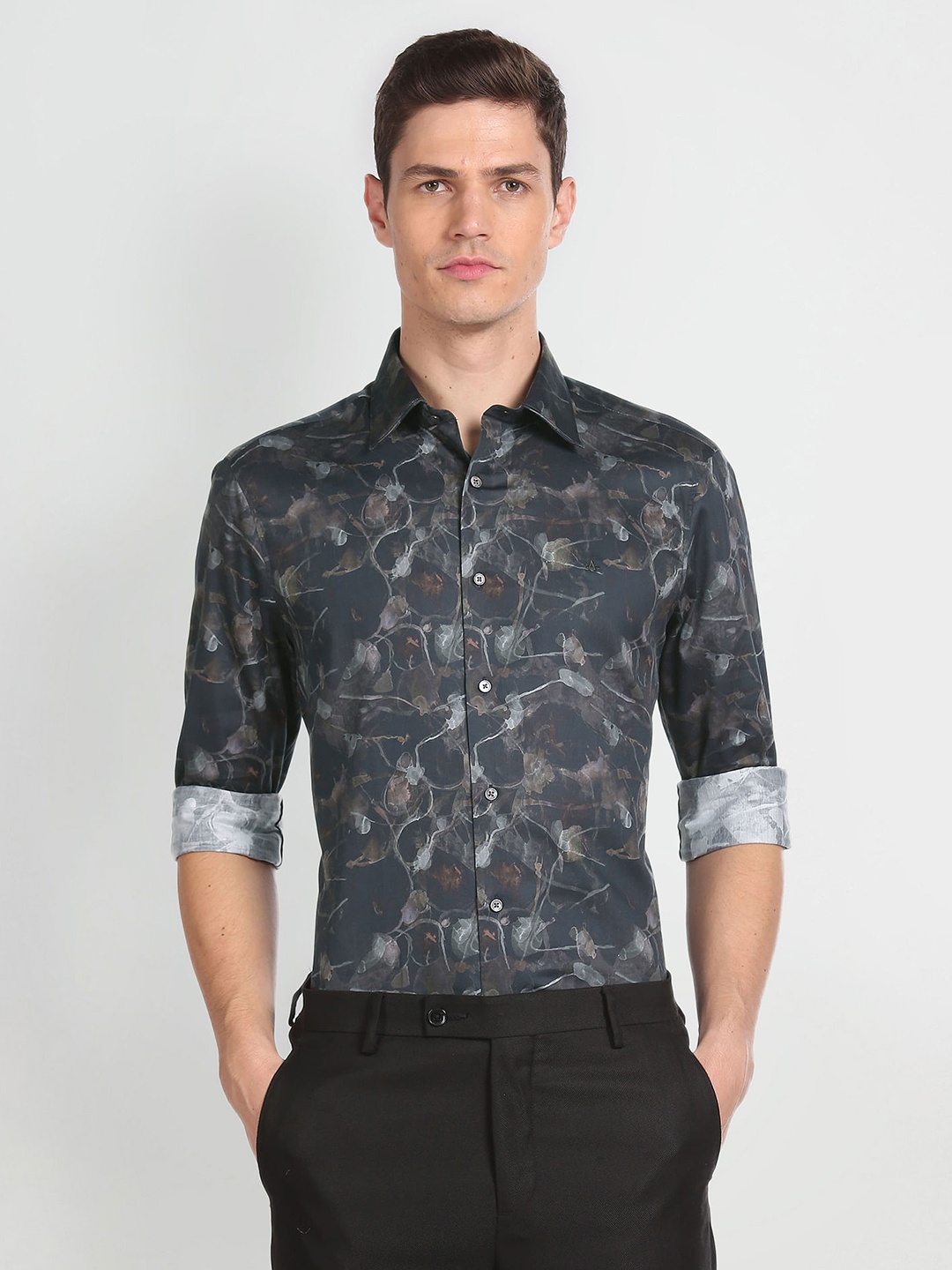 

Arrow Abstract Printed Spread Collar Pure Cotton Casual Shirt, Grey