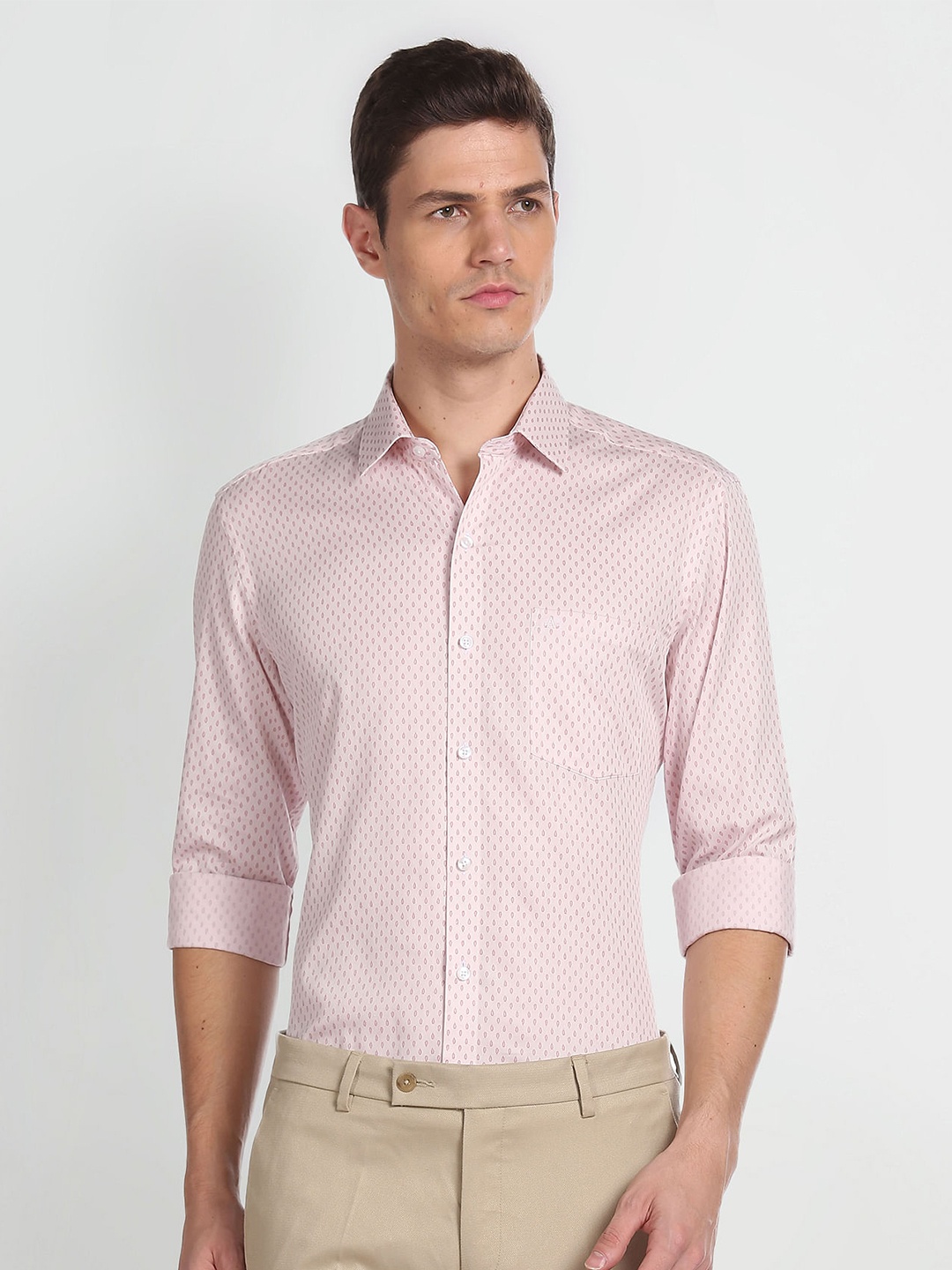 

Arrow Slim Fit Opaque Micro Ditsy Printed Pure Cotton Casual Shirt, Pink