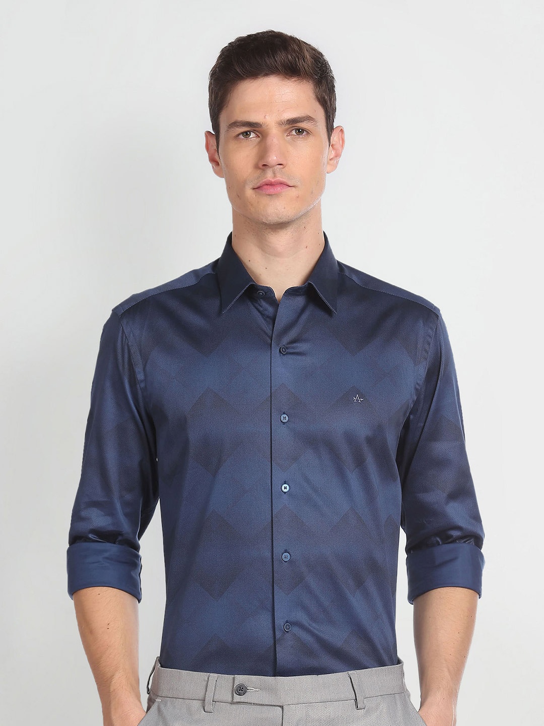 

Arrow New York Slim Fit Spread Collar Pure Cotton Casual Shirt, Blue