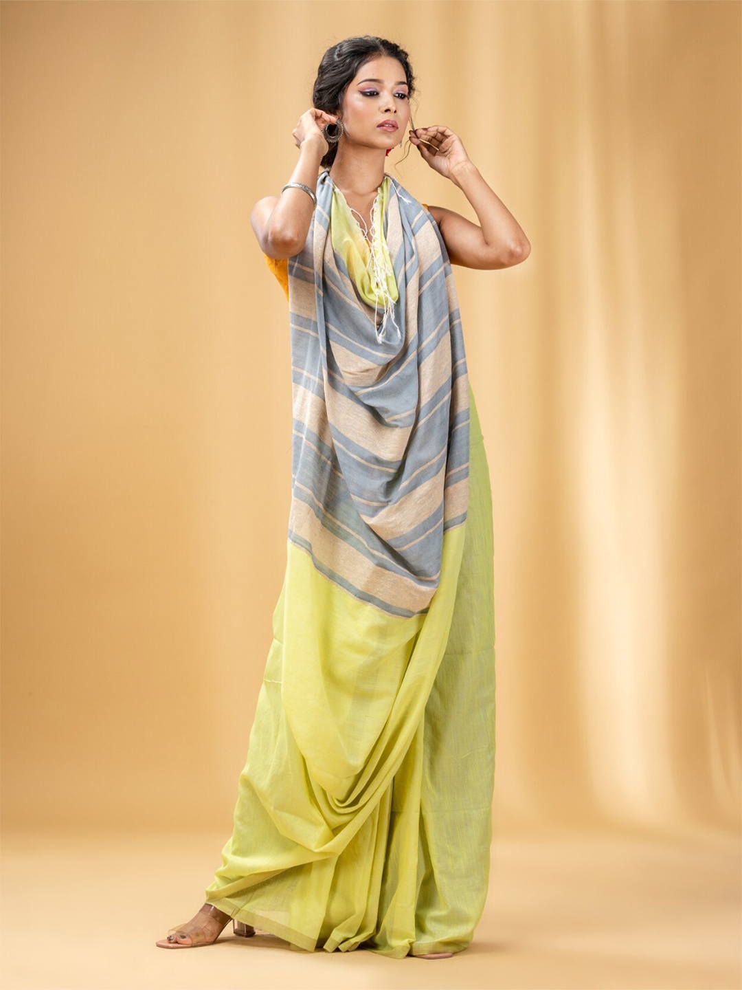 

Charukriti Pure Cotton Saree, Lime green