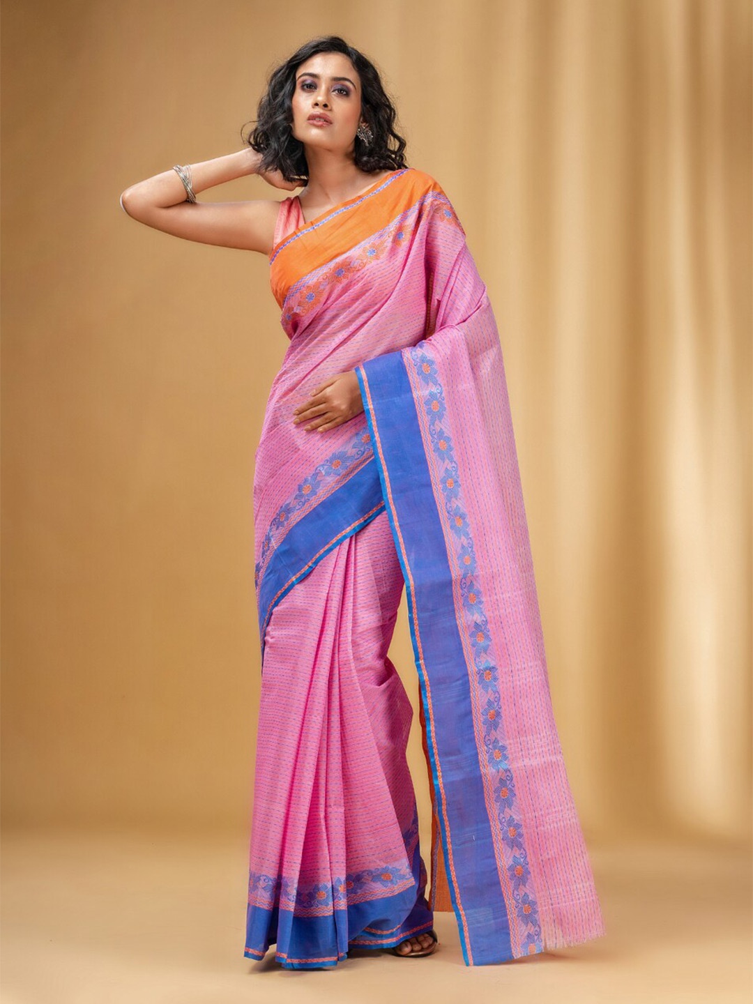 

Charukriti Abstract Woven Design Pure Cotton Taant Saree, Pink