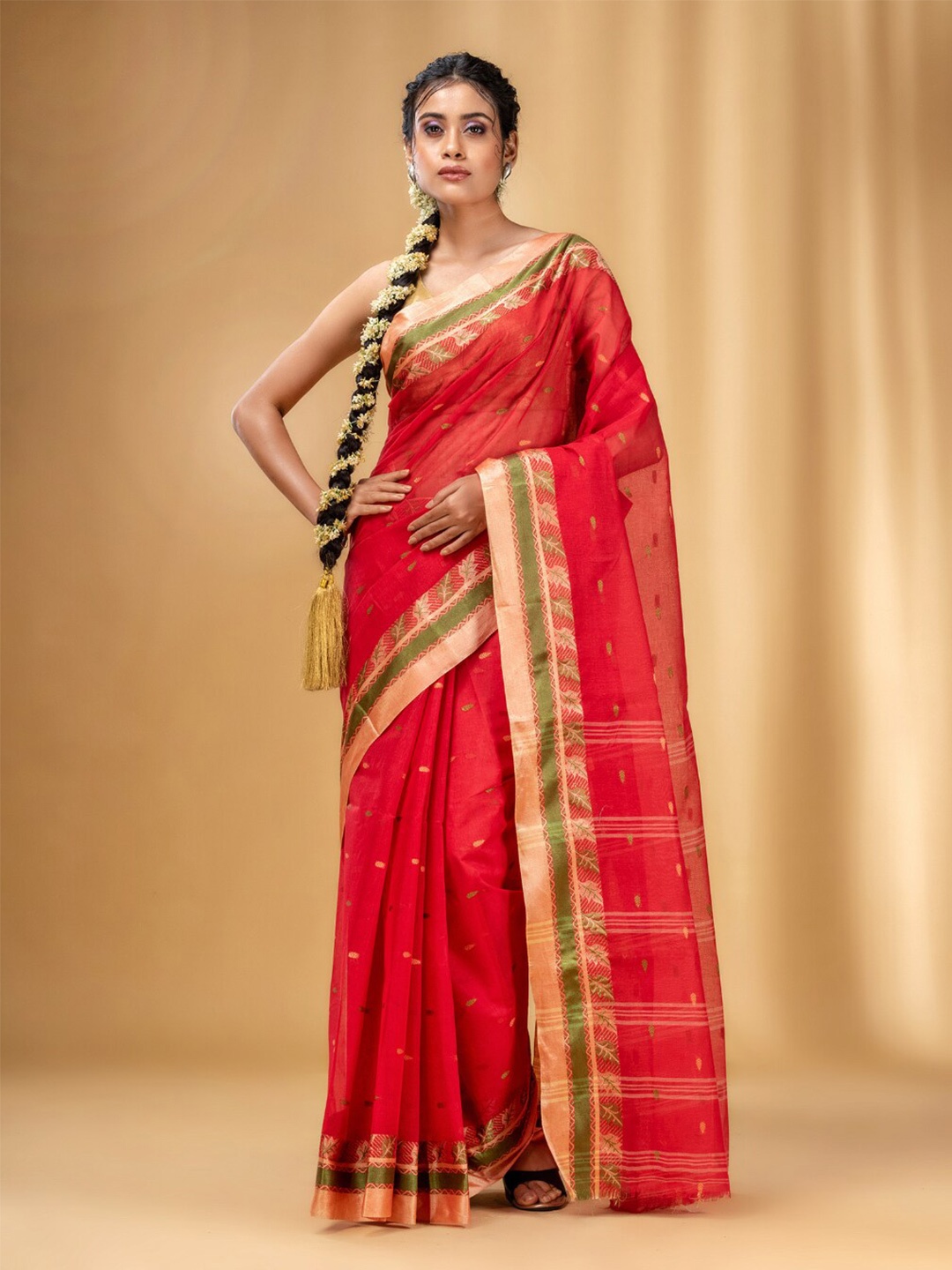 

Charukriti Woven Design Zari Pure Cotton Taant Saree, Red