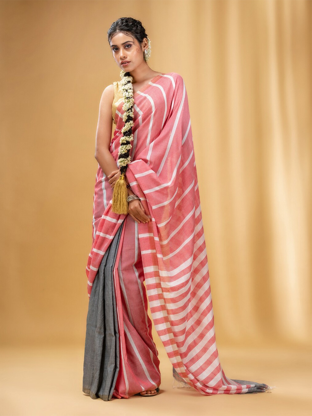 

Charukriti Striped Pure Cotton Saree, Red
