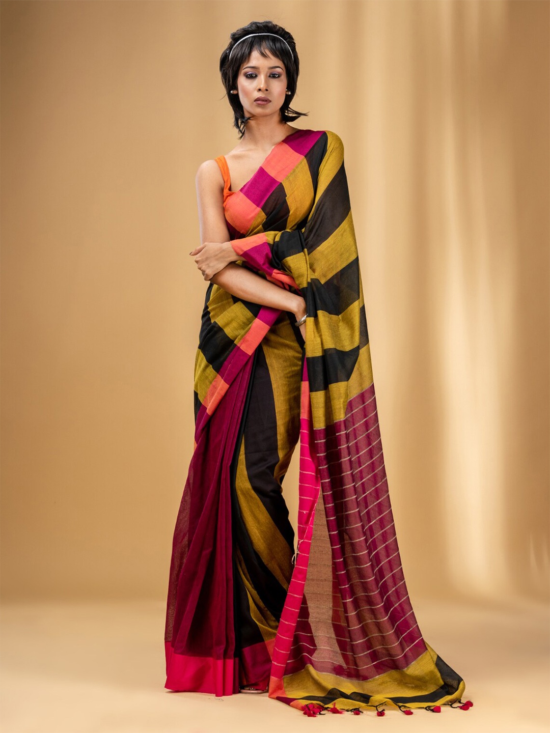 

Charukriti Striped Pure Cotton Saree, Black