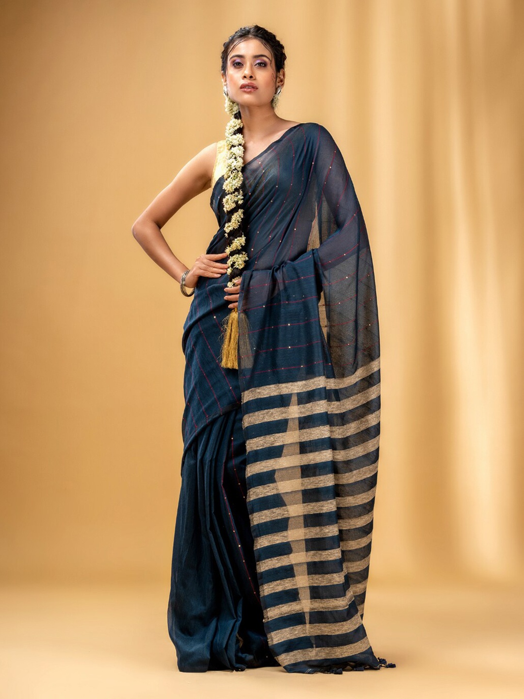 

Charukriti Striped Sequinned Pure Cotton Saree, Grey
