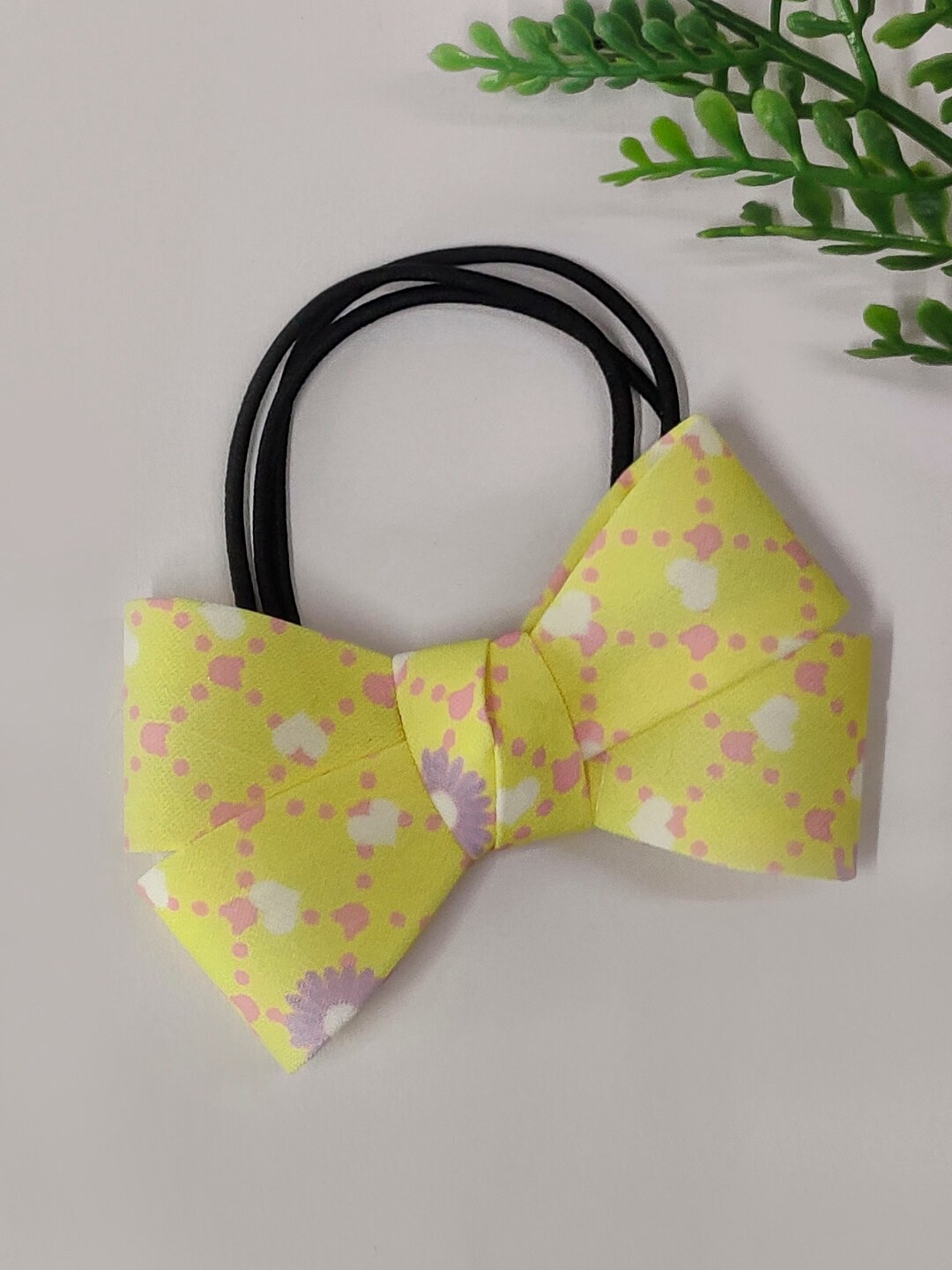 

The Magic Wand Girls Bow Detailed Ponytail Holders, Yellow