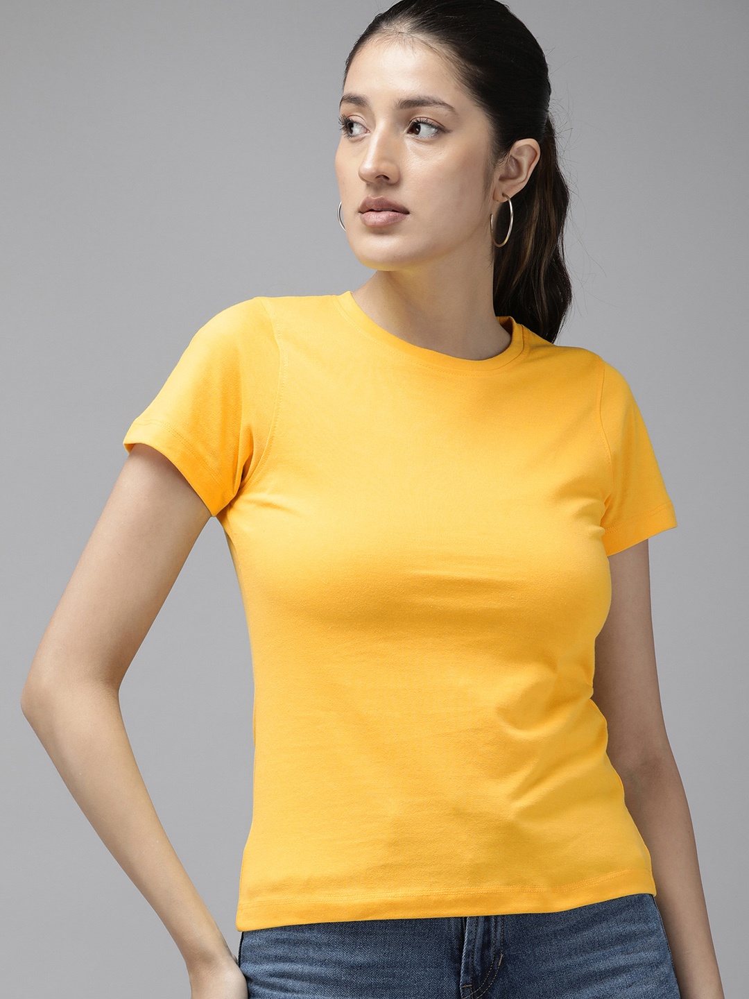 

Roadster Solid Short Sleeves T-shirt, Yellow