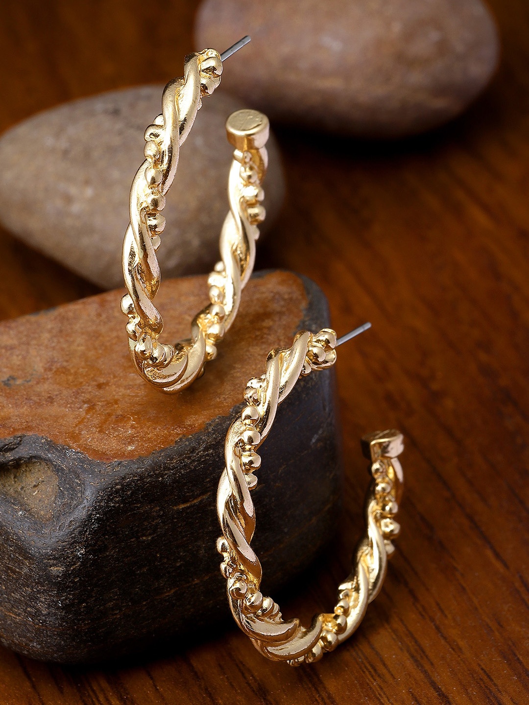 

Bohey by KARATCART Gold-Plated Contemporary Half Hoop Earrings