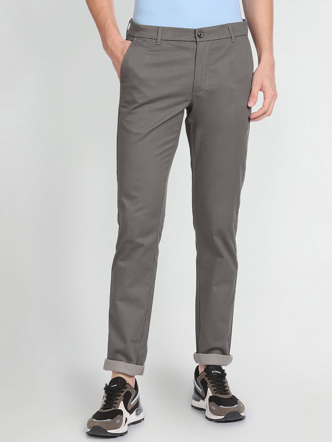 

Arrow Sport Men Slim Fit Plain Flat-Front Low-Rise Chinos, Grey