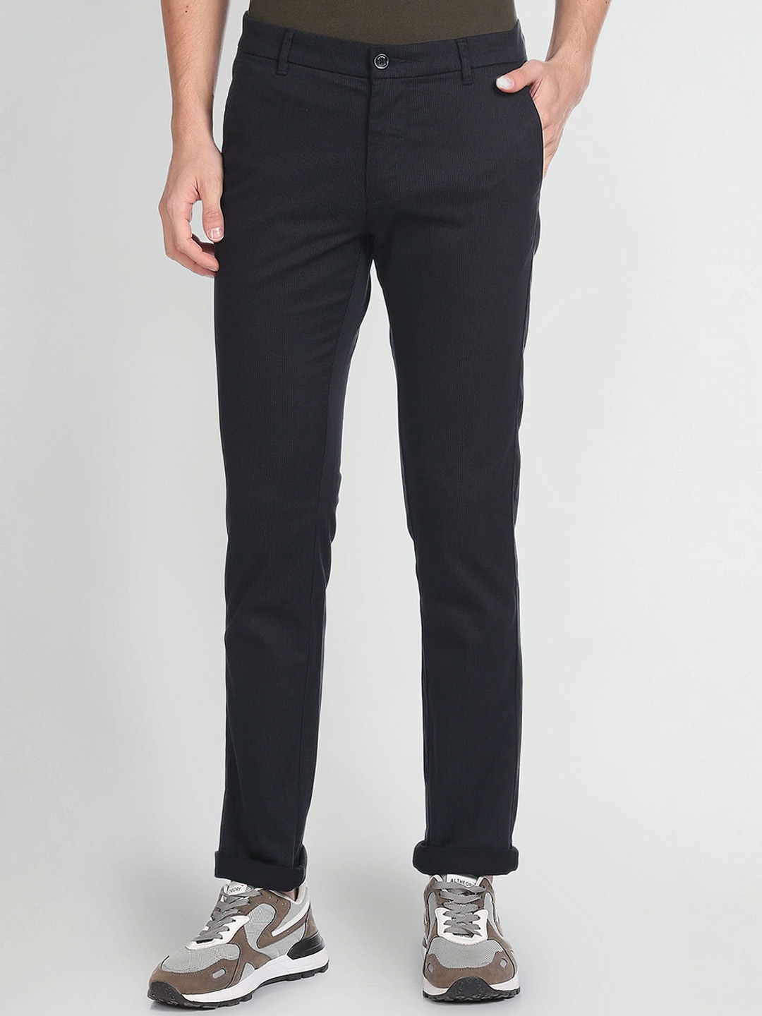 

Arrow Sport Men Slim Fit Low-Rise Chinos Trousers, Black
