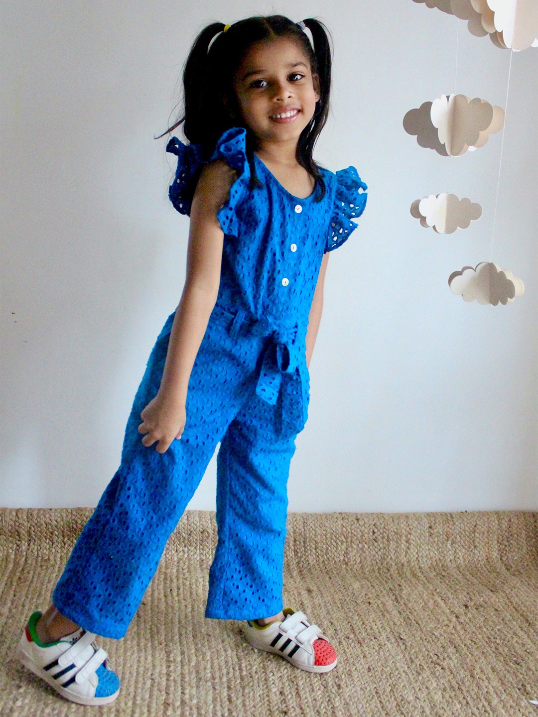 

charkhee Girls Basic Jumpsuit with Ruffles, Blue