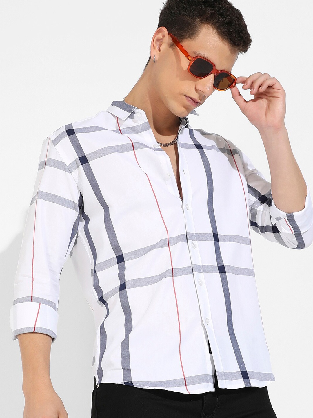 

Campus Sutra White Classic Windowpane Checked Cotton Casual Shirt