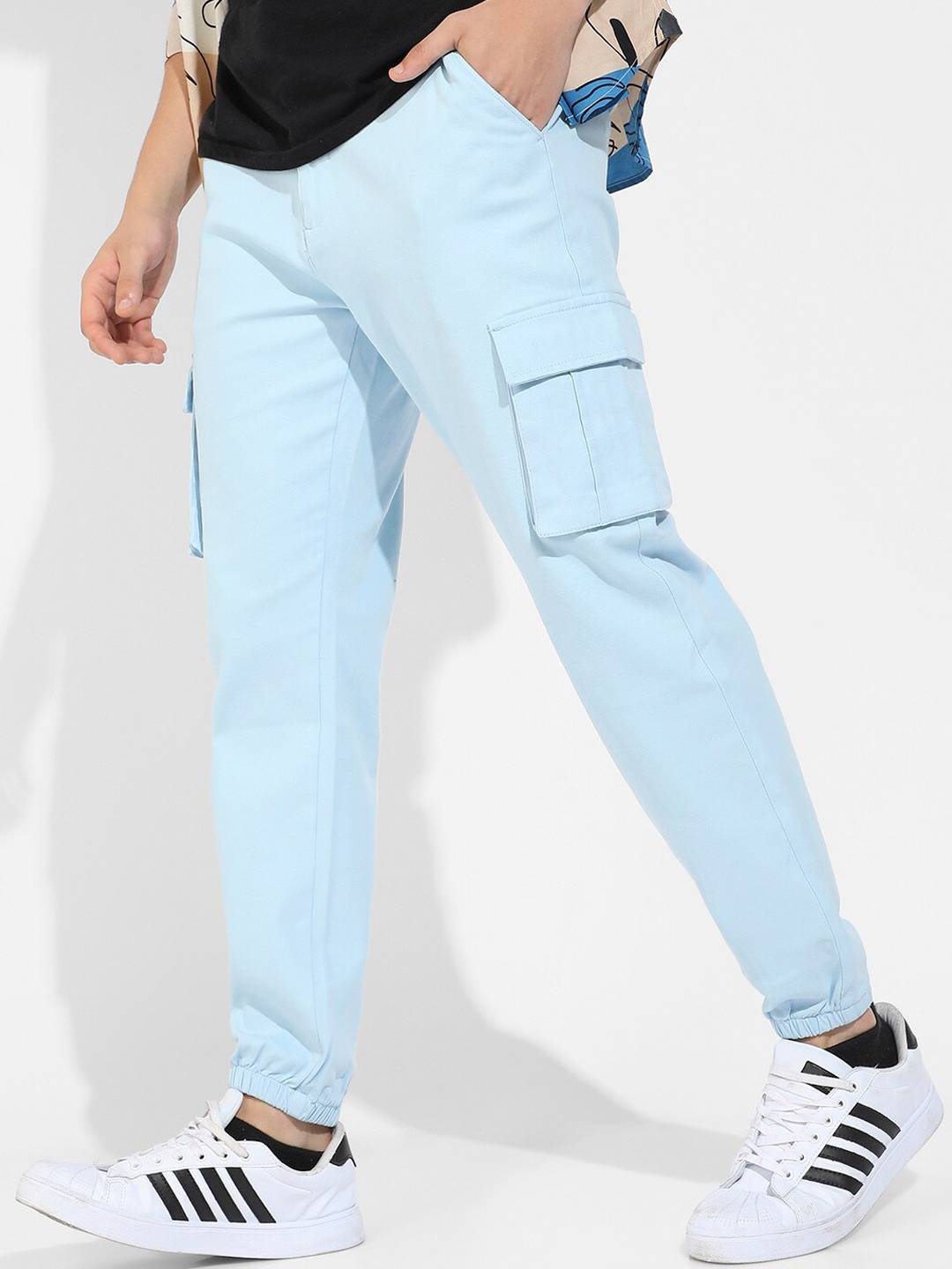 

Campus Sutra Men Blue Relaxed Easy Wash Cotton Cargos Trousers