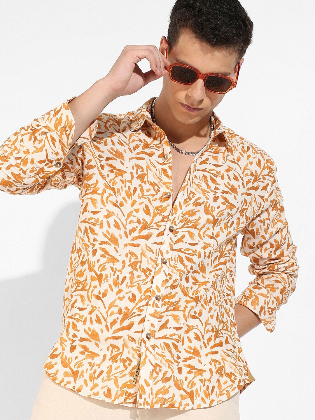 

Campus Sutra Yellow Classic Abstract Printed Cotton Casual Shirt