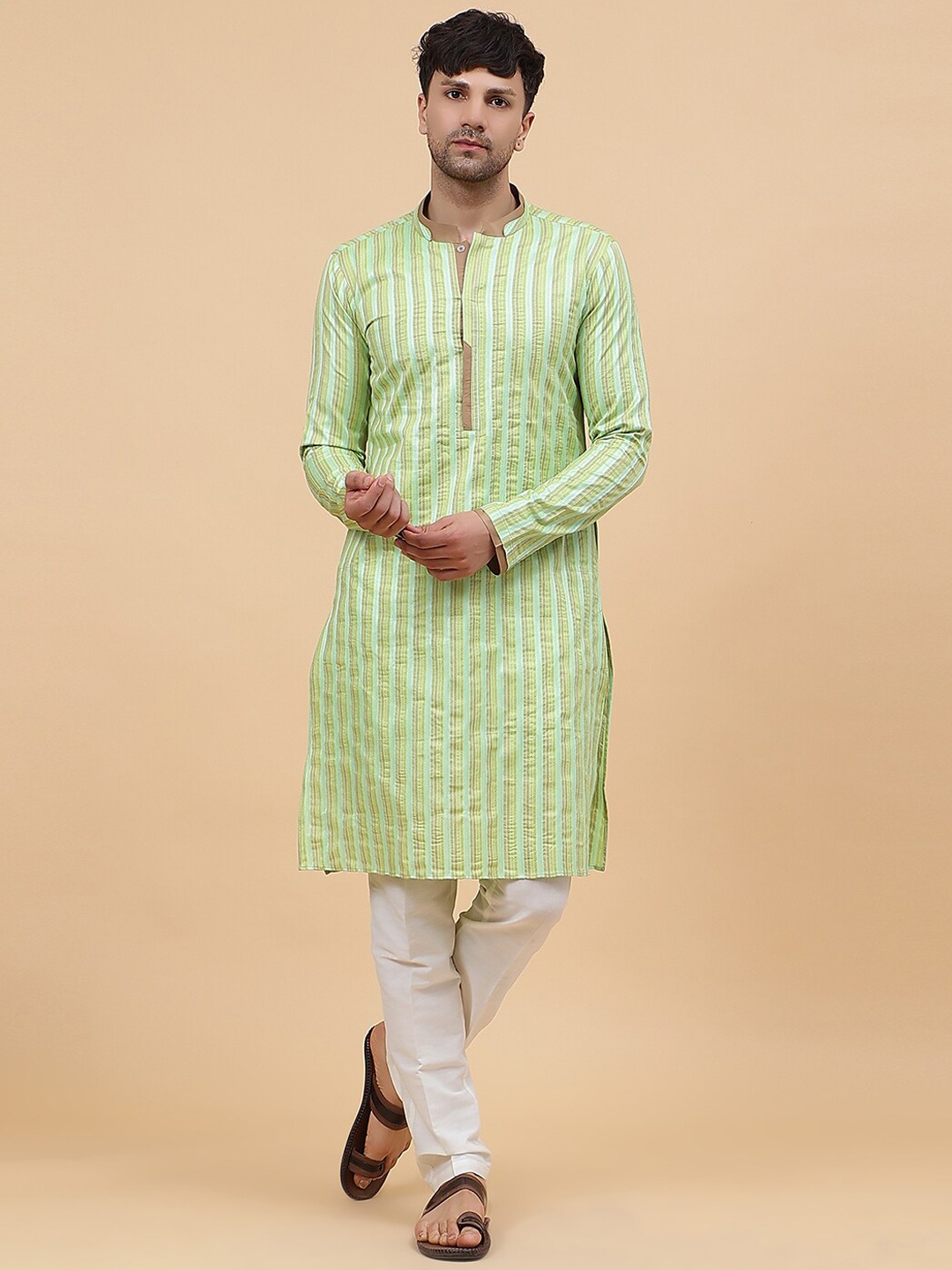 

See Designs Striped Thread Work Cotton Silk Kurta, Lime green