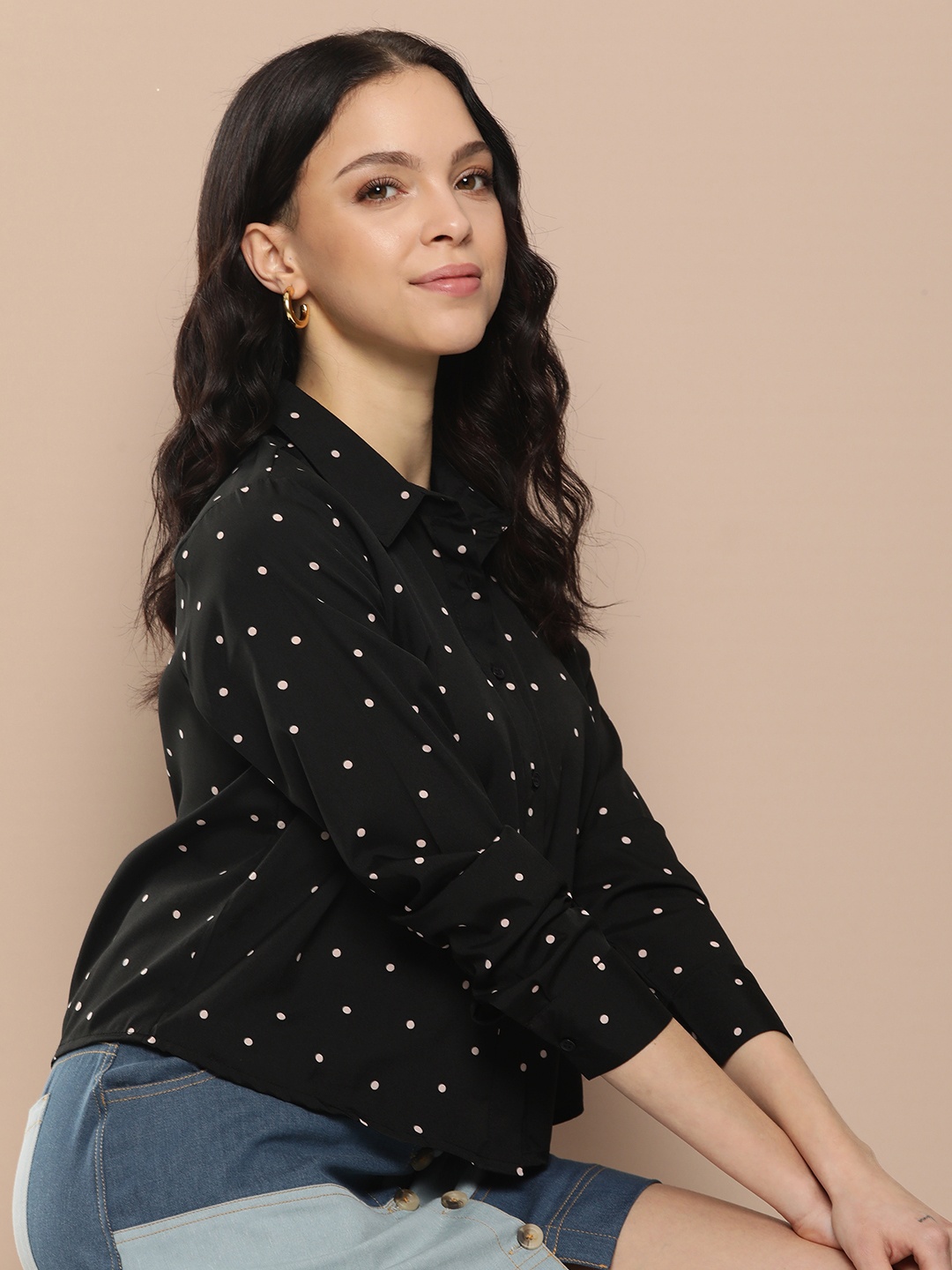 

encore by INVICTUS Polka Dot Printed Long Sleeves Casual Shirt, Black