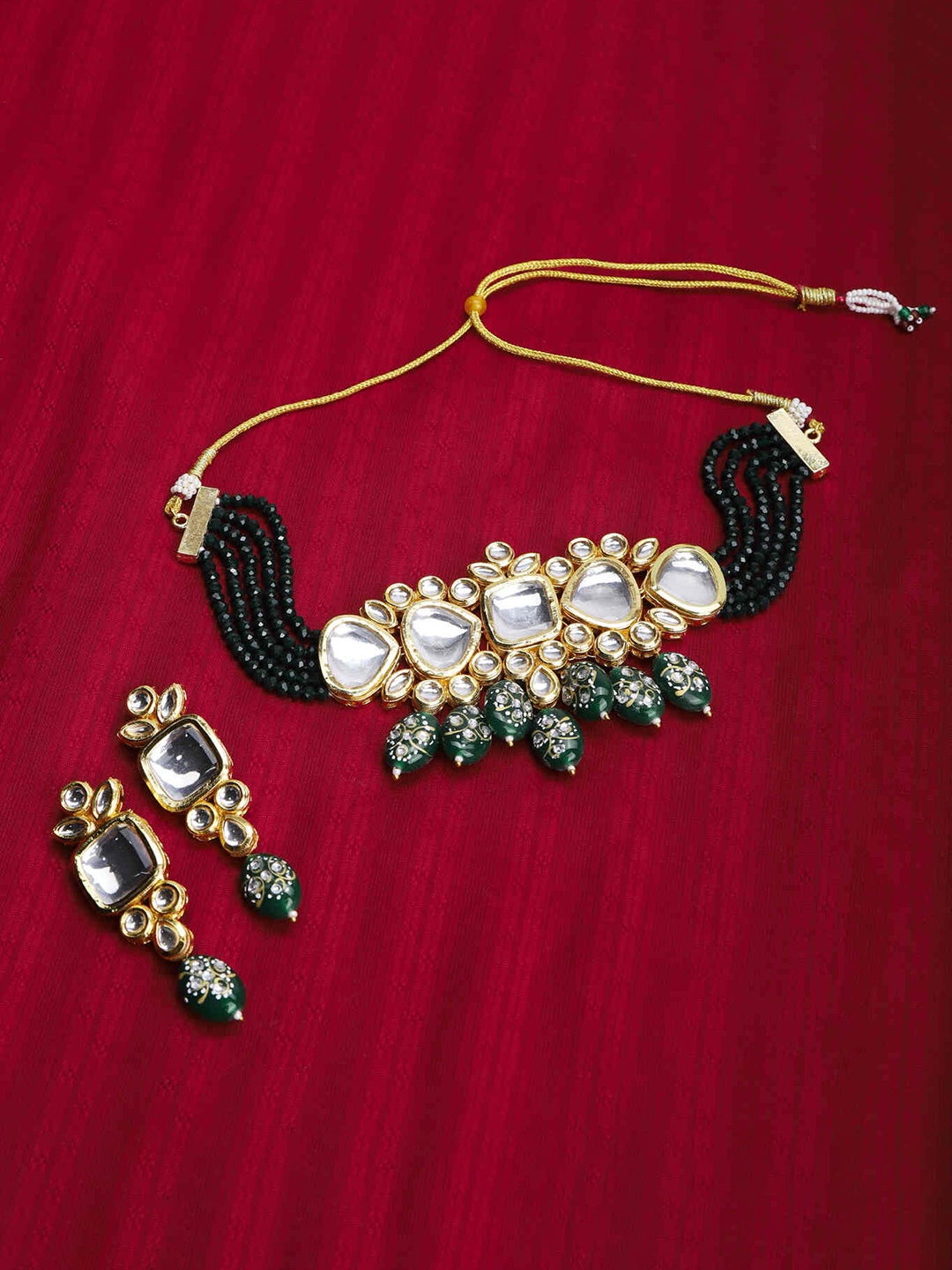 

The Pari Gold-Plated Stone-Studded & Beaded Jewellery Set