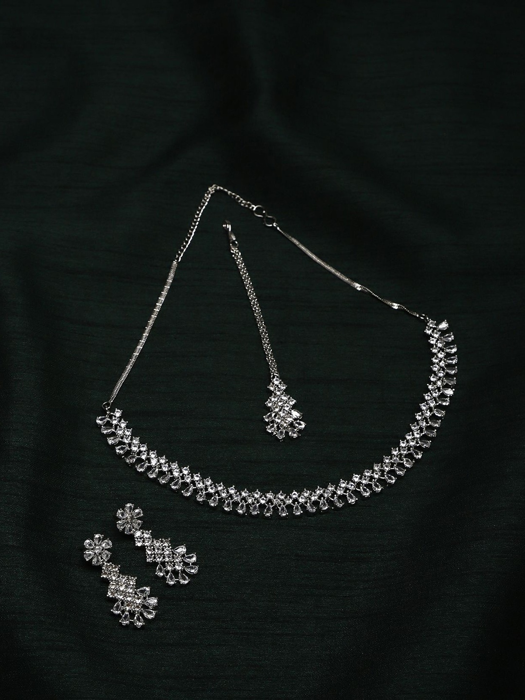 

The Pari Rhodium-Plated AD Studded Jewellery Set, Silver