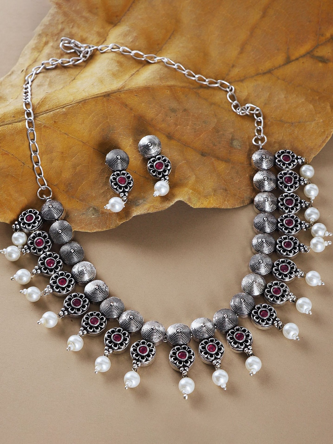 

The Pari Rhodium-Plated Stone Studded & Pearls Beaded Jewellery Set, Silver
