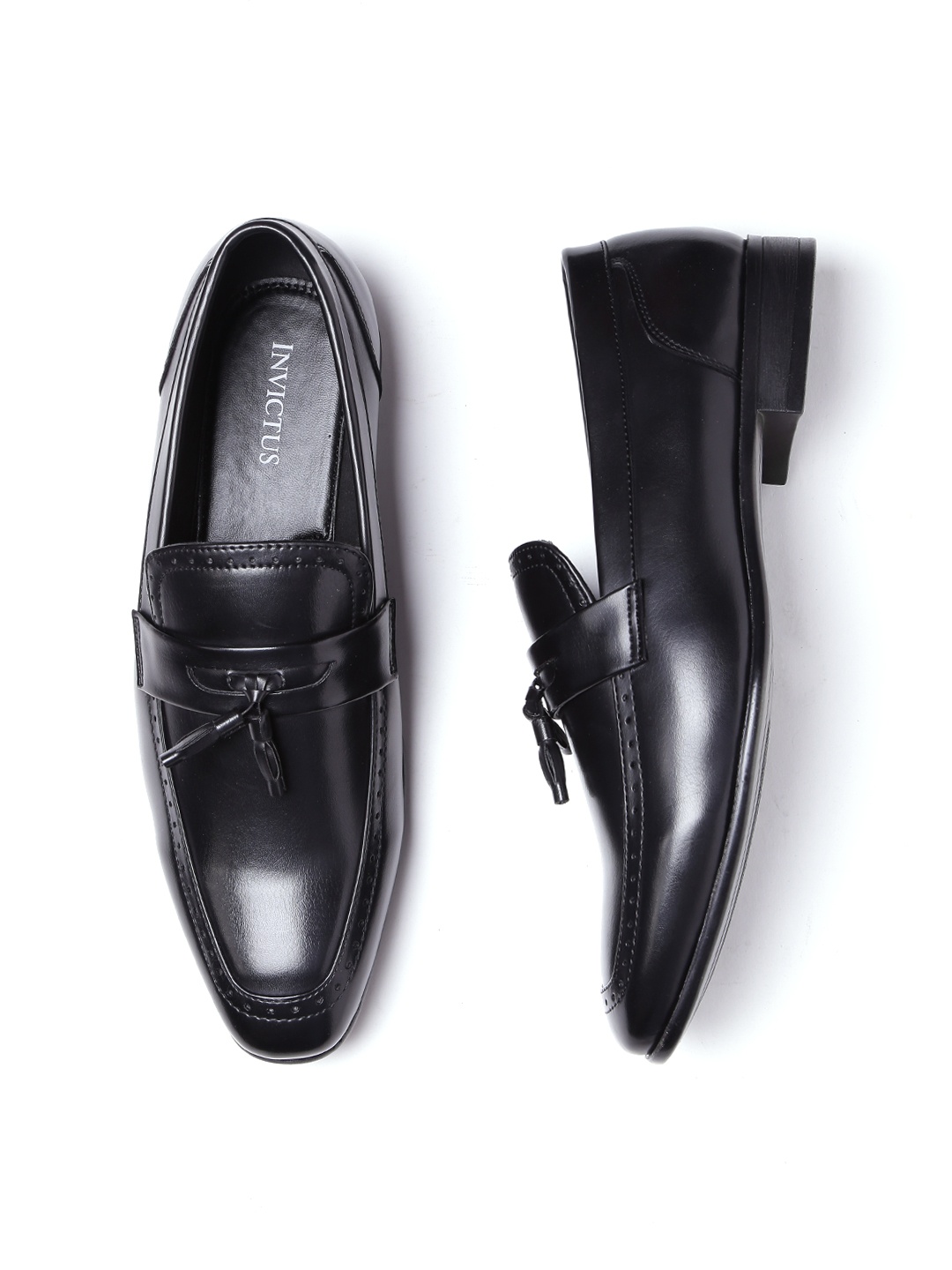 

INVICTUS Men Black Semiformal Slip-Ons