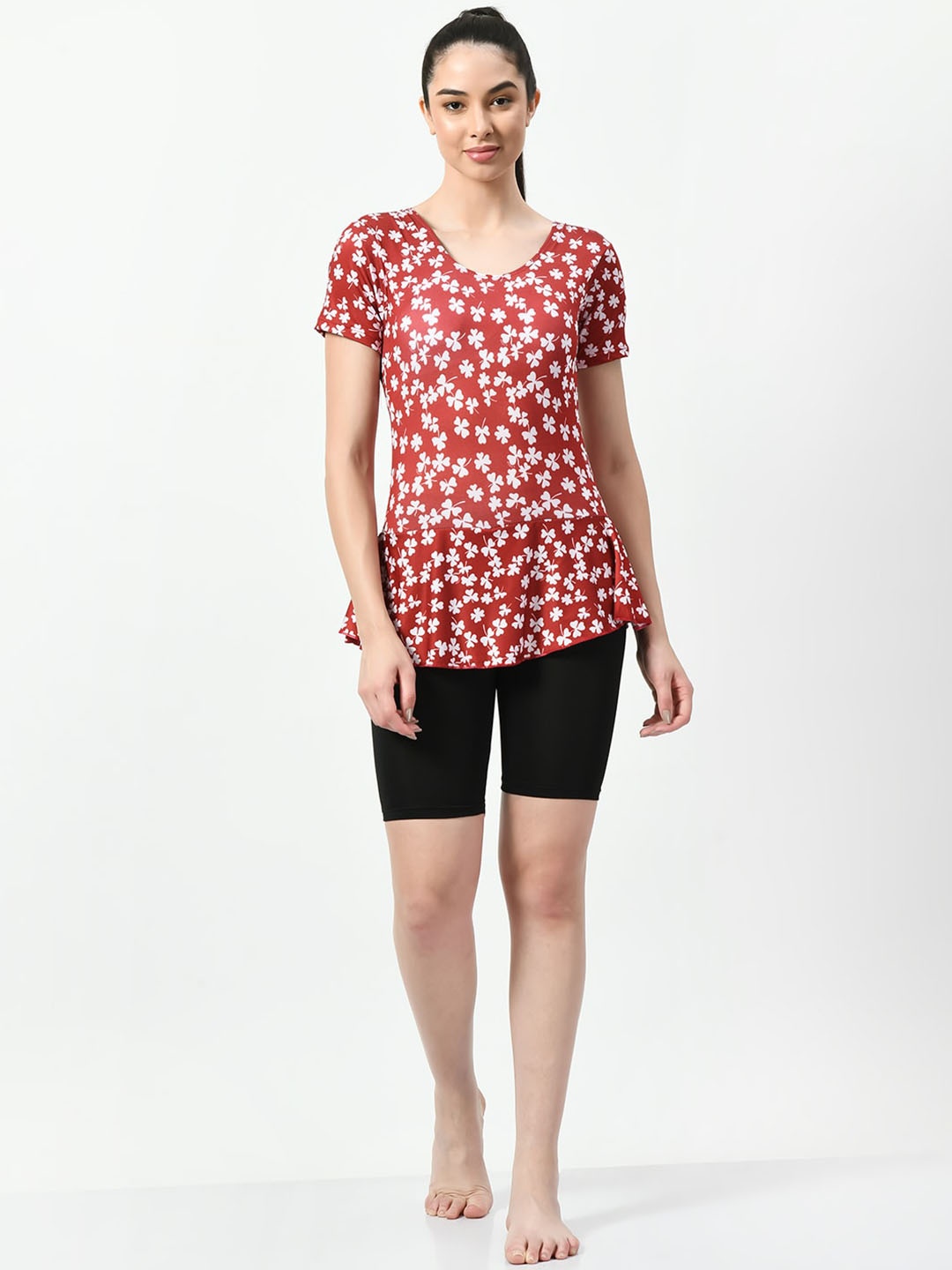 

Lebami Floral Printed Round Neck Legsuit, Red