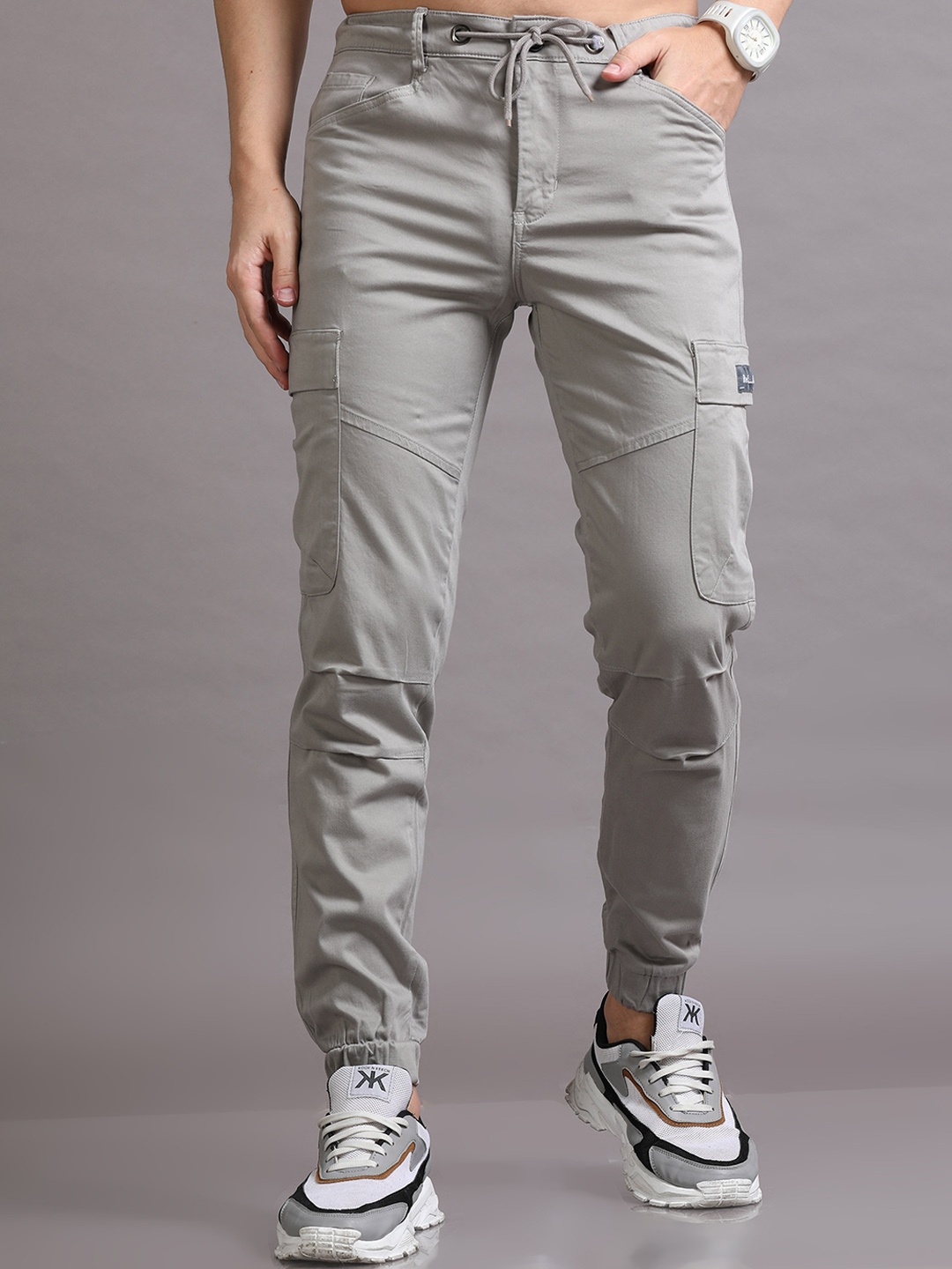 

Reslag Men Mid-Rise Cotton Cargo Trousers, Grey