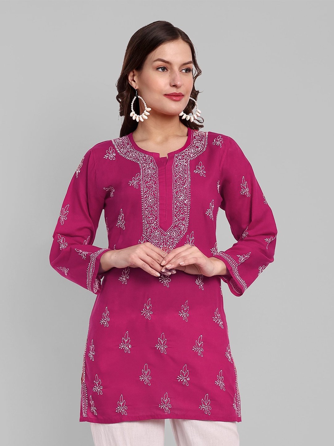 

ADA Ethnic Motifs Embroidered Pure Cotton Kurti, Magenta