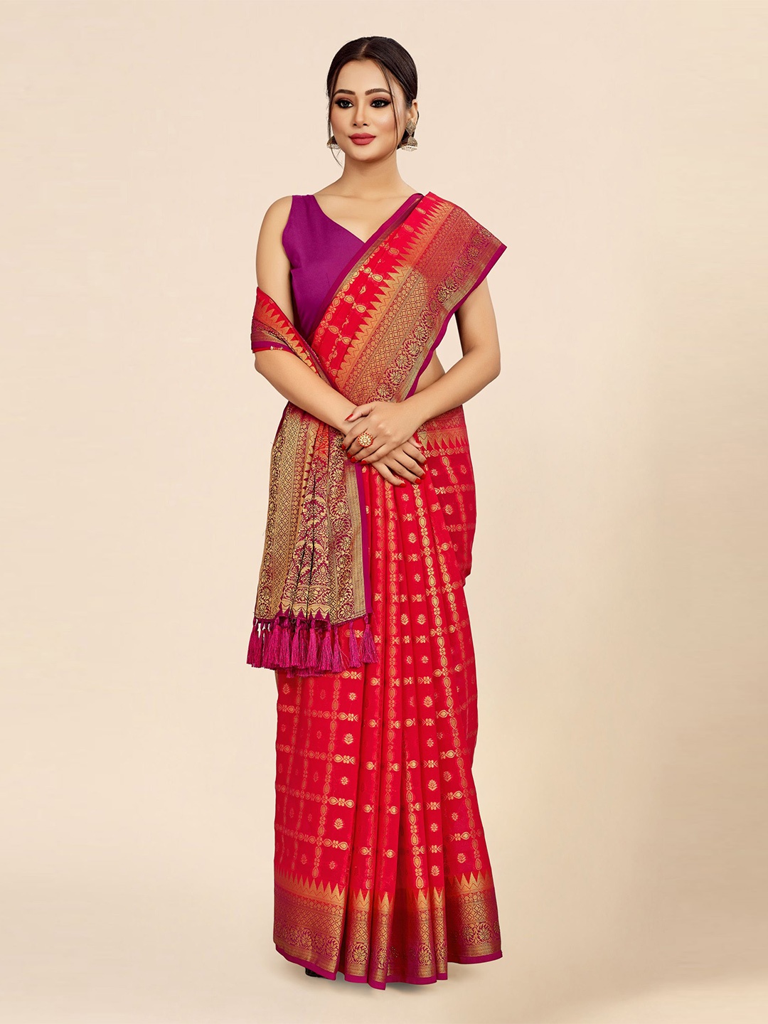 

FLOURIOUS Ethnic Motifs Woven Design Zari Pure Georgette Bandhani Saree, Red