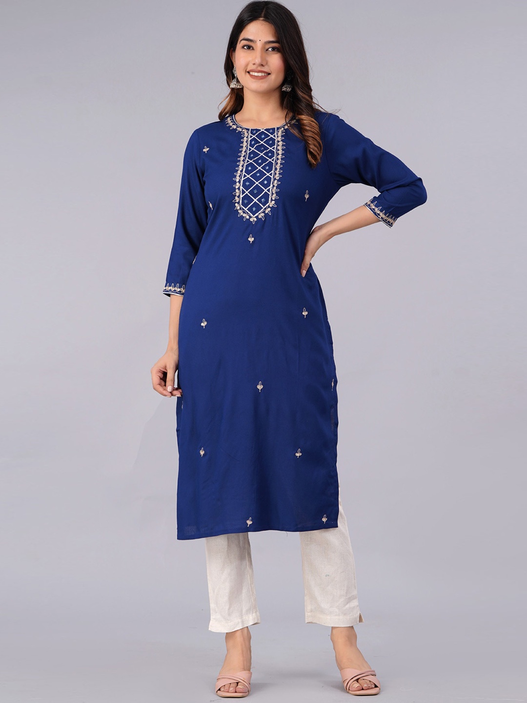 

PREKSHA Round Neck Embroidered Straight Kurta, Blue