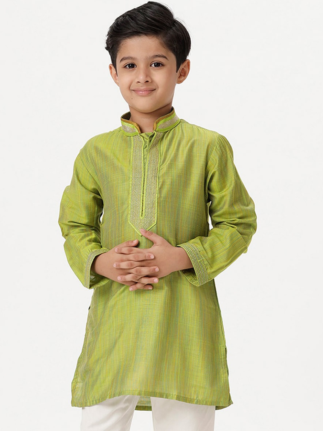 

Ramraj Boys Mandarin Collar Thread Work Straight Kurta, Green