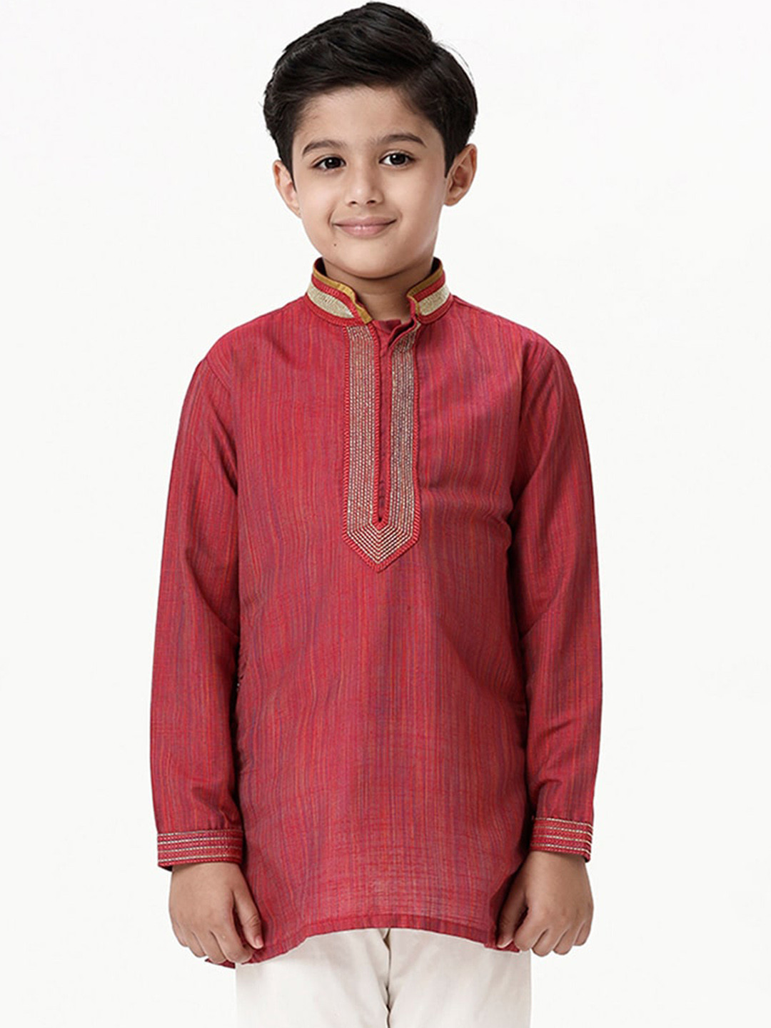 

Ramraj Boys Mandarin Collar Thread Work Straight Kurta, Red