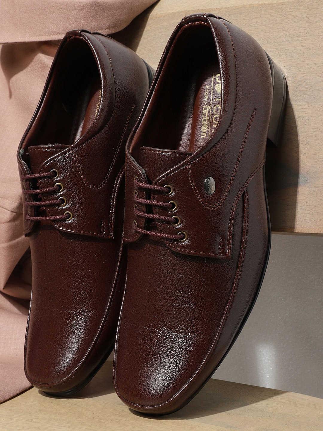 

Action Men DOTCOM Textured Formal Derbys, Brown