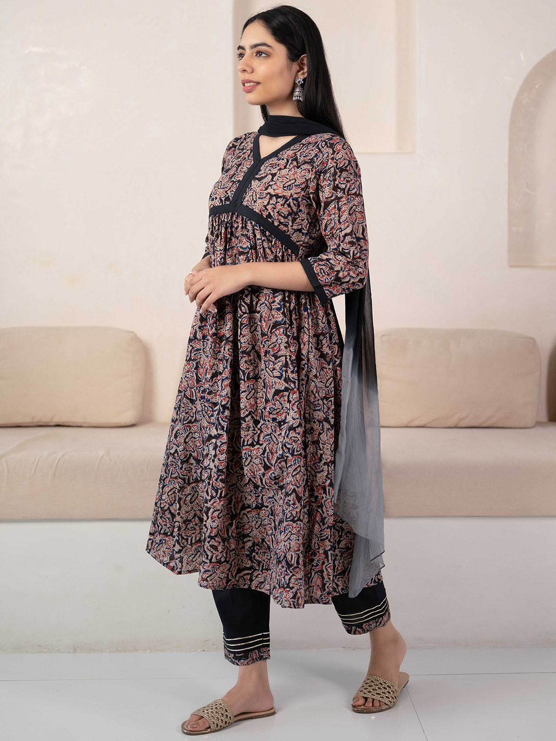 

Myshka Ethnic Motifs Printed Gotta Patti Anarkali Kurta With Trousers & With Dupatta, Brown