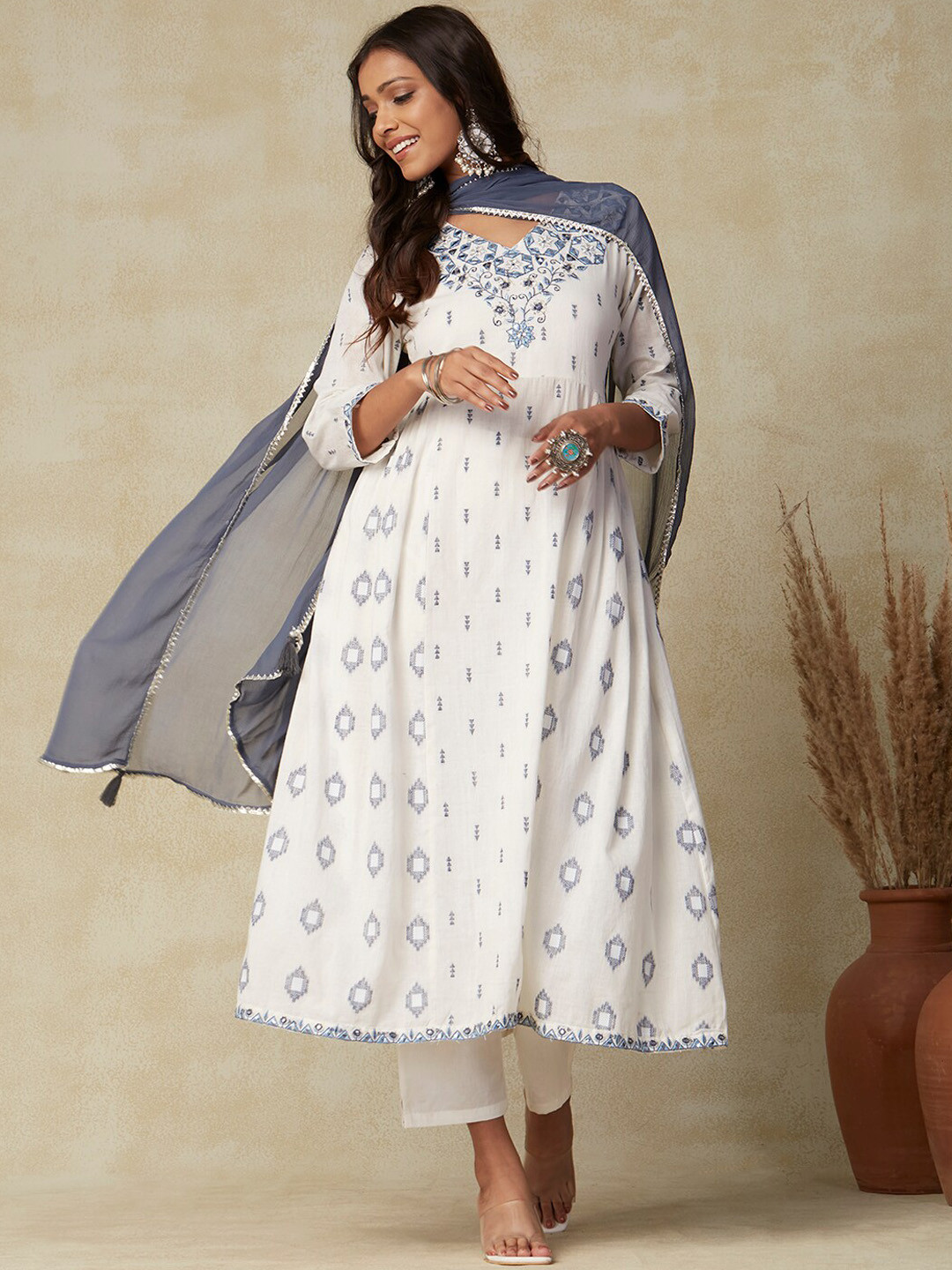

FASHOR White Ethnic Motif Embroidered Anarkali Kurta & Trousers With Dupatta
