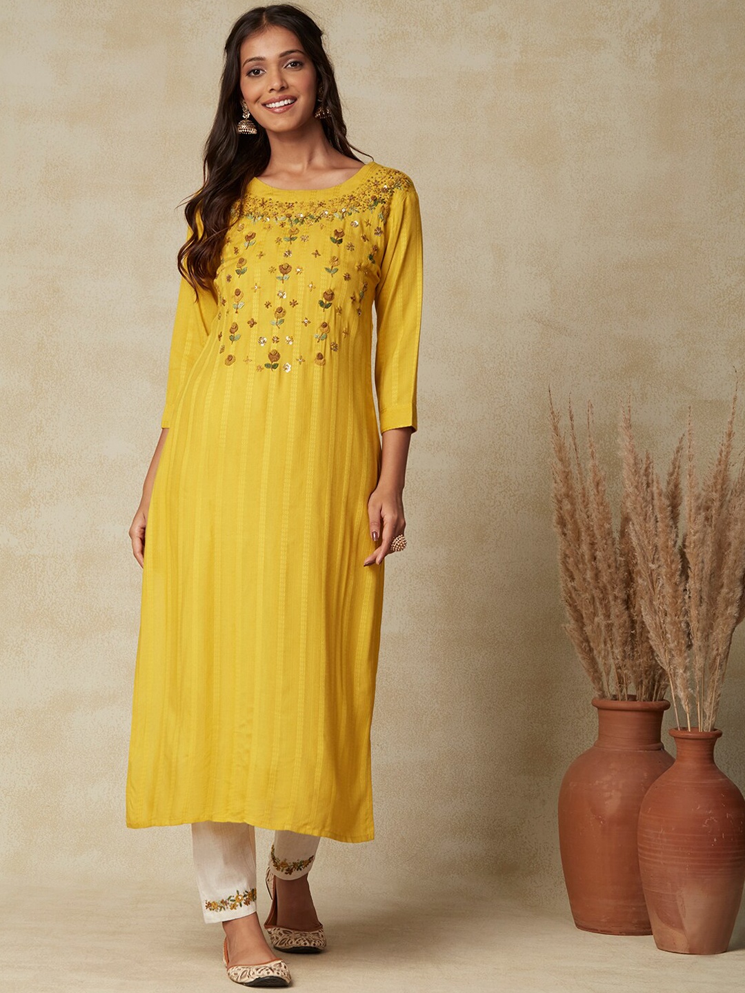 

FASHOR Floral Embroidered Sequinned Straight Kurta with Trousers, Yellow