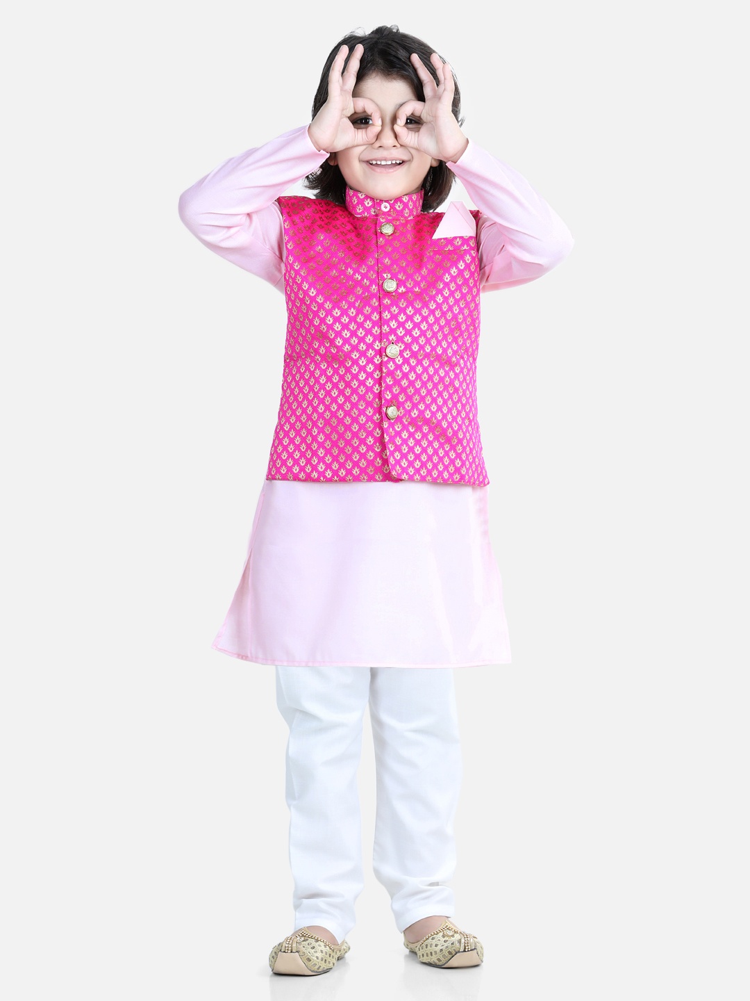 

BownBee Boys Regular Pure Cotton Kurta with Pyjamas & Woven Design Nehru Jacket, Pink