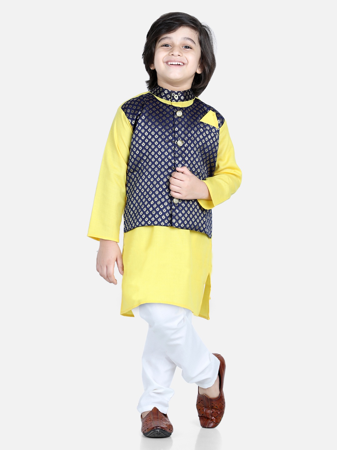 

BownBee Boys Regular Pure Cotton Kurta with Pyjamas & Woven design Nehru Jacket, Yellow