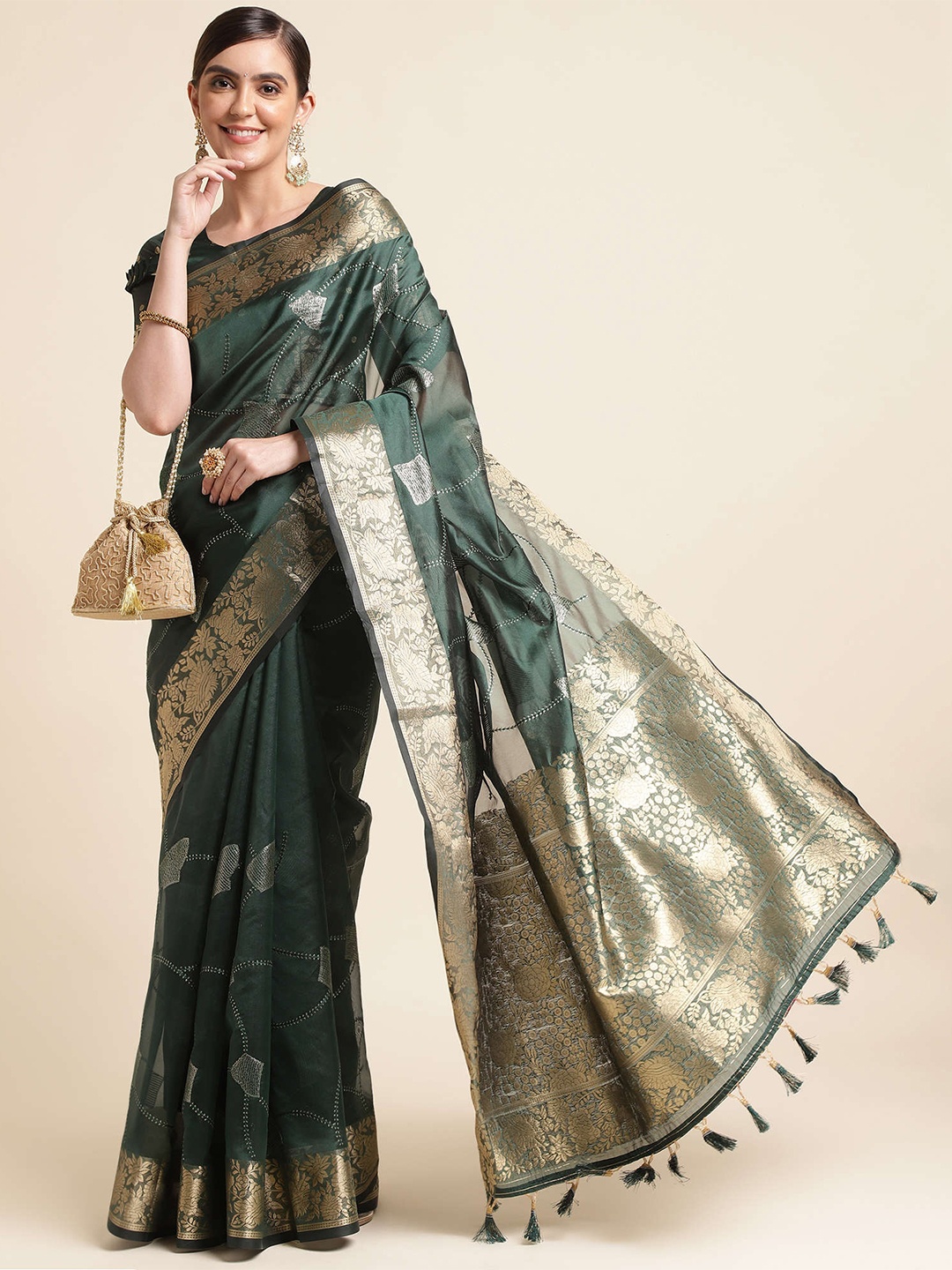 

Mitera Floral Woven Design Sequinned Pure Silk Saree, Green