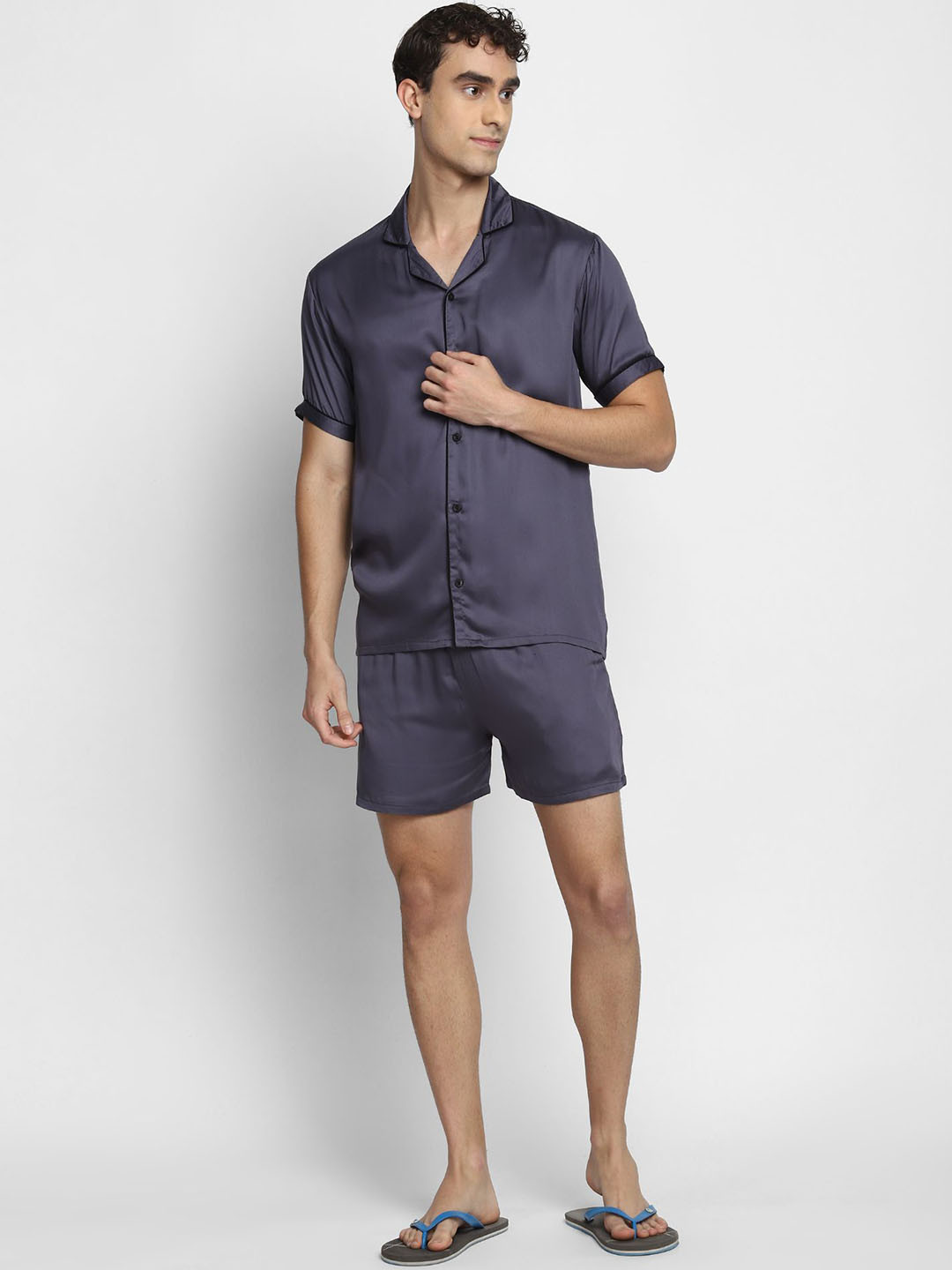 

shopbloom Men Pure Cotton Spread Collar Shirt With Shorts, Grey