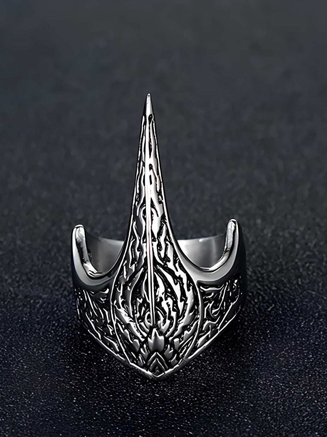 

KARISHMA KREATIONS Armor Long Vintage Finger Ring, Silver