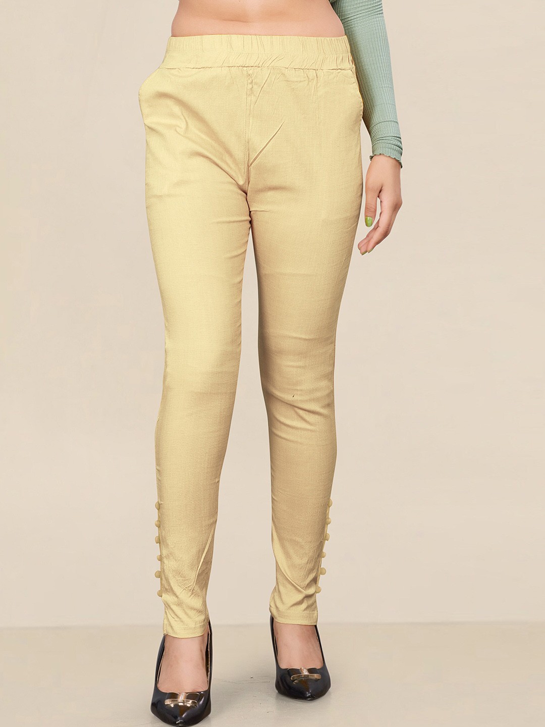 

UNITED LIBERTY Women Relaxed Easy Wash Trousers, Beige